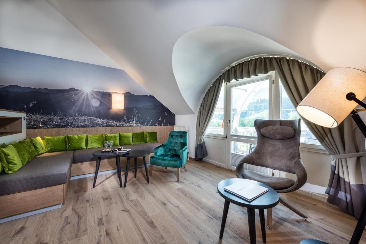 Aktiv- & Gesundheitsresort Das Gxund - Thermeneintritt Inklusive バート・ホーフガシュタイン エクステリア 写真