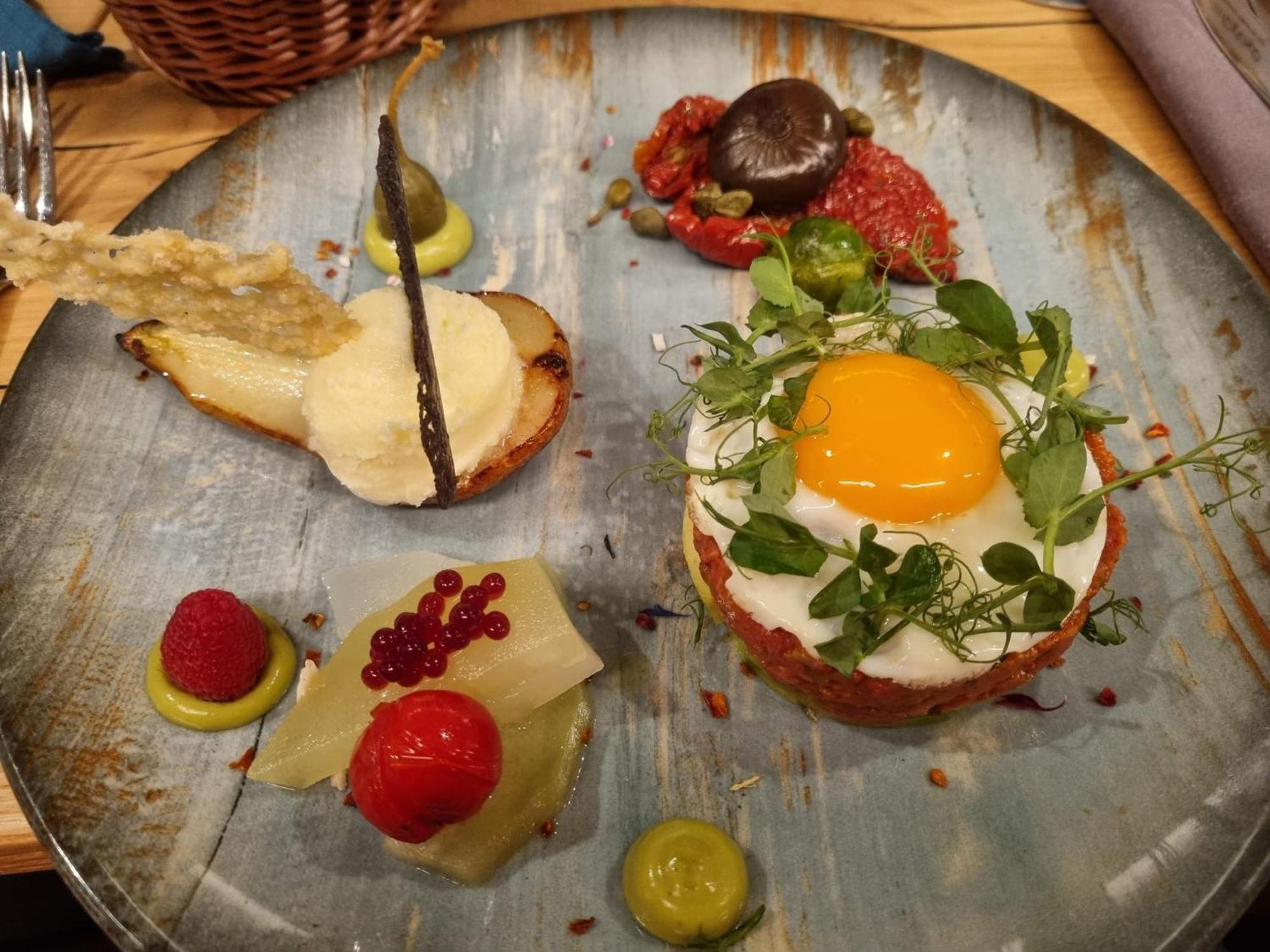 Aktiv- & Gesundheitsresort Das Gxund - Thermeneintritt Inklusive バート・ホーフガシュタイン エクステリア 写真