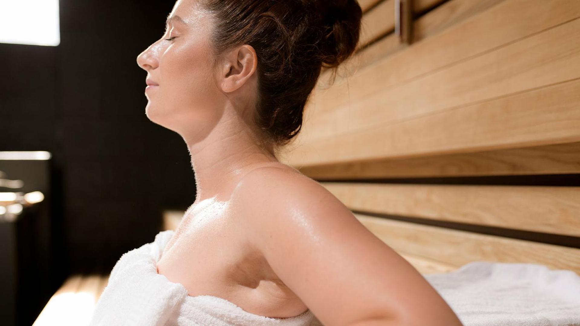Aktiv- & Gesundheitsresort Das Gxund - Thermeneintritt Inklusive バート・ホーフガシュタイン エクステリア 写真