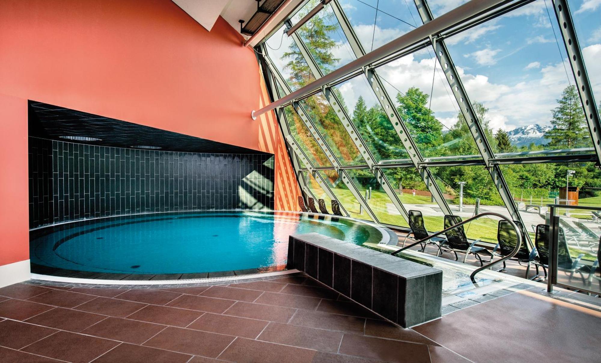 Aktiv- & Gesundheitsresort Das Gxund - Thermeneintritt Inklusive バート・ホーフガシュタイン エクステリア 写真